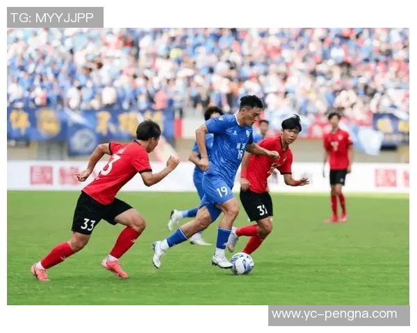 莱芜足球球星崛起之路：从草根到职业联赛的奋斗与荣耀